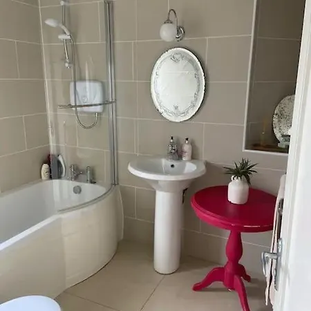 Seaside Chic! Modern Cosy 度假居 *