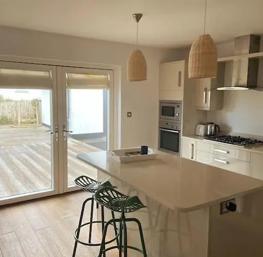 Seaside Chic! Modern Cosy Lahinch