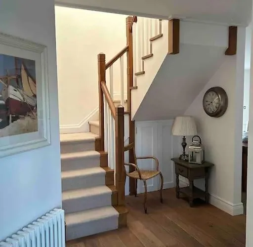 Seaside Chic! Modern Cosy