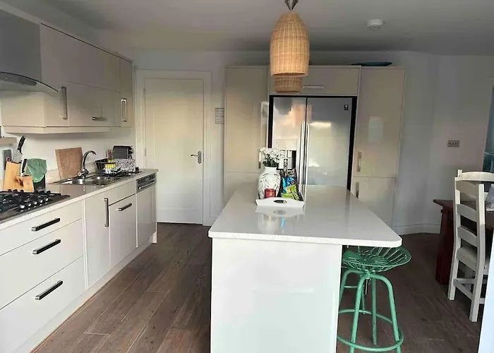 Seaside Chic! Modern Cosy Feriehus *